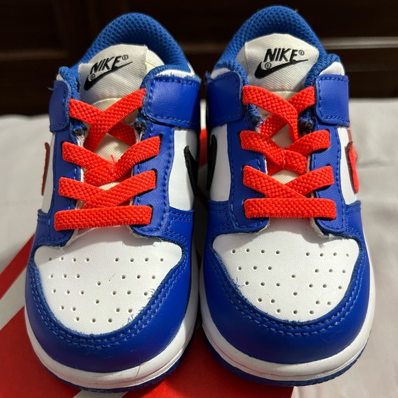 NIKE DUNK LOW (TDE)
WHITE/BRIGHT CRIMSON
BLANC/JEU ROYAL/CRAMOISI VIF - Picture 4 of 8